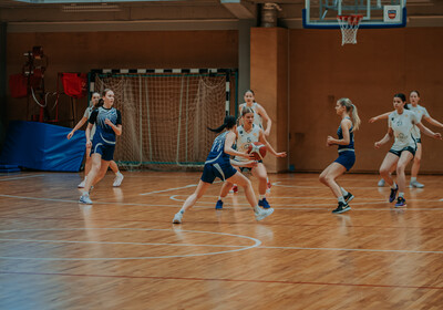 LJBL fināls U16 meitenes: Bertānu VBS - RSS Rīdzene. Foto: Ralfs Bartnieks