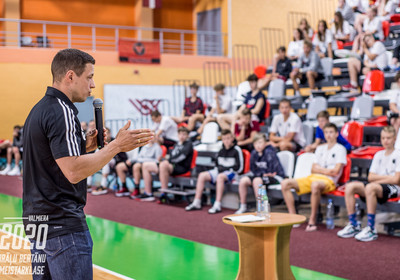 Brāļu Bertānu meistarklase sasniedz vidus punktu