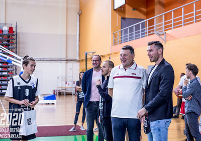 Brāļu Bertānu meistarklases noslēgums aizrit sacensību pilnā garā