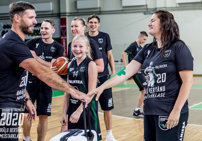 Brāļu Bertānu meistarklases noslēgums aizrit sacensību pilnā garā