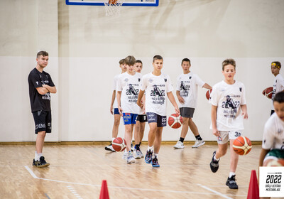 Brāļu Bertānu Basketbola meistarklase 2022, Pirmā diena