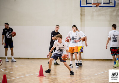 Brāļu Bertānu Basketbola meistarklase 2022, Pirmā diena