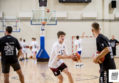 Brāļu Bertānu Basketbola meistarklase 2022, Pirmā diena