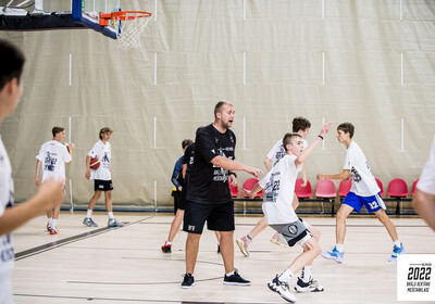 Brāļu Bertānu Basketbola meistarklase 2022, Pirmā diena