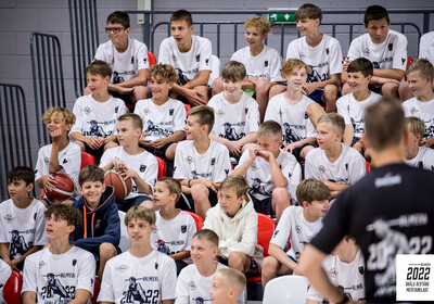 Brāļu Bertānu Basketbola meistarklase 2022, Pirmā diena