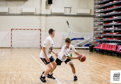 Brāļu Bertānu Basketbola meistarklase 2022, Pirmā diena
