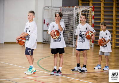 Brāļu Bertānu Basketbola meistarklase 2022, Pirmā diena