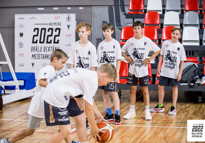 Brāļu Bertānu Basketbola meistarklase 2022, Pirmā diena