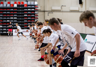 Brāļu Bertānu Basketbola meistarklase 2022, Pirmā diena