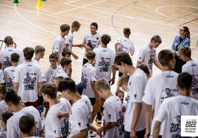 Brāļu Bertānu Basketbola meistarklase 2022, Pirmā diena