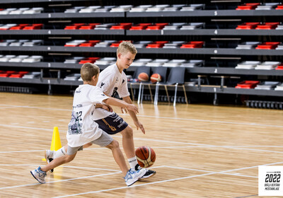 Brāļu Bertānu Basketbola meistarklase 2022, Pirmā diena
