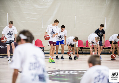 Brāļu Bertānu Basketbola meistarklase 2022, Pirmā diena