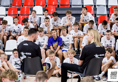 Brāļu Bertānu Basketbola meistarklase 2022, Pirmā diena