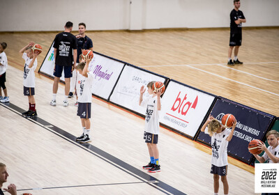 Brāļu Bertānu Basketbola meistarklase 2022, Pirmā diena