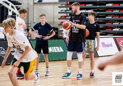 Brāļu Bertānu Basketbola meistarklase 2022, Otrā diena