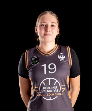 Elizabete Arste